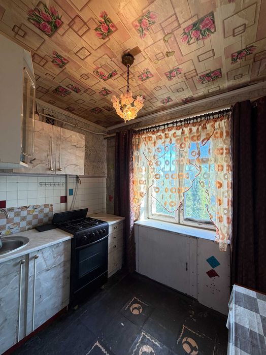 Продаж 3-кімнатної квартири | ЮГОК | вул. Кармелюка, 31