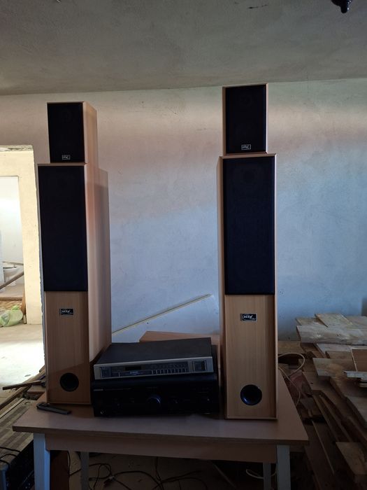 Kino domowe,.eltax,axton