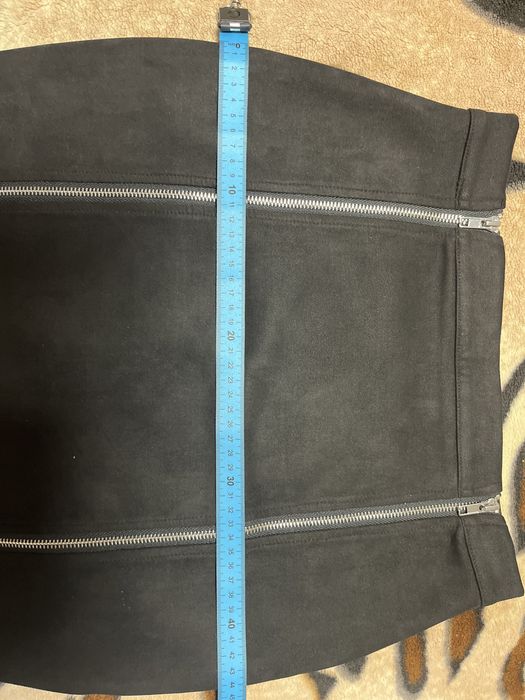 Міні-спідниця з вставними блискітками