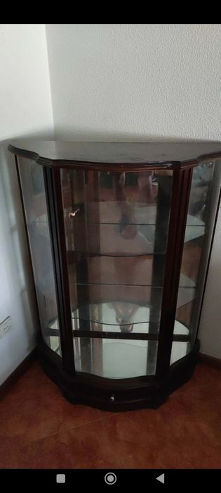 Vitrine vintage mogno