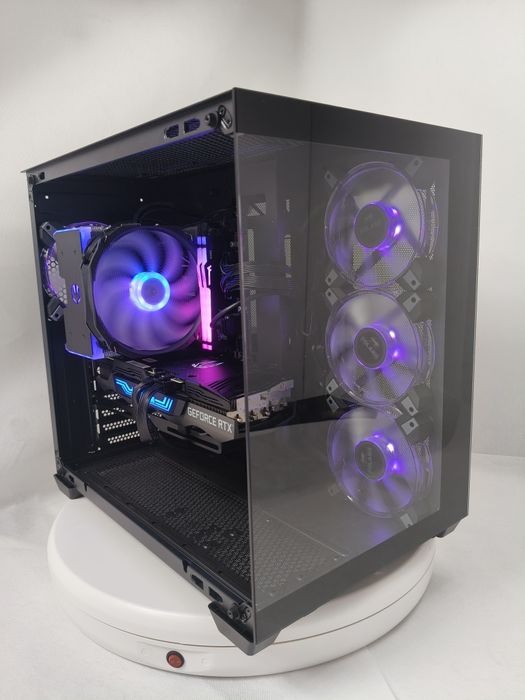 Komputer Gamingowy i7-13700K, RTX 5070 Ti, 16 GB,1 TB SSD,Win 11