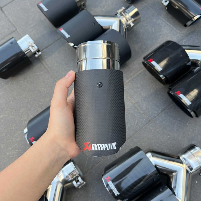 Розпродаж насадки глушитель глушника akrapovic акрапович різні розміри