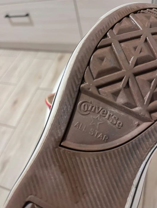 Trampki Converse rozm. 38 czerwone