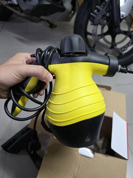 Máquina de limpeza a vapor