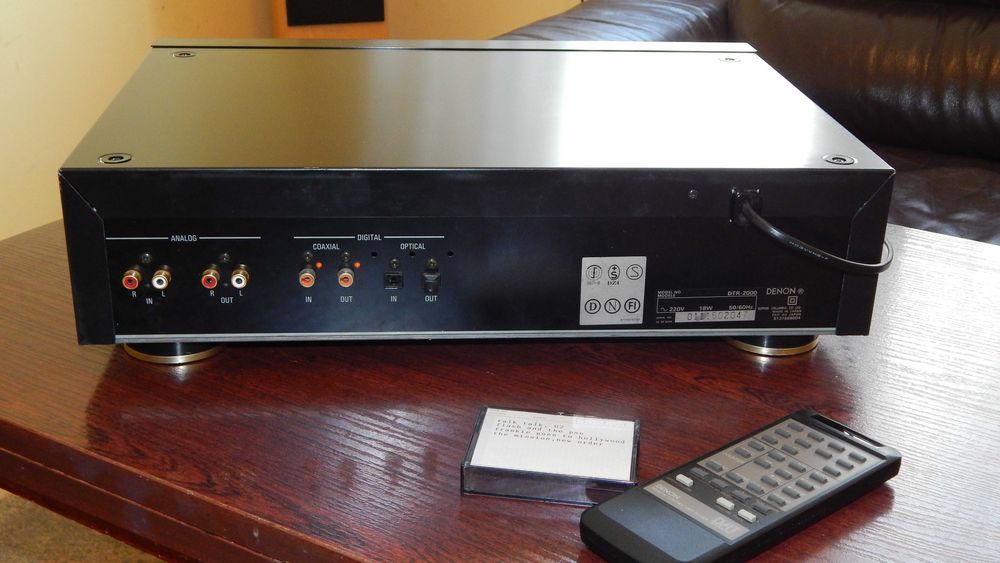 Denon DTR-2000 magnetofon cyfrowy DAT