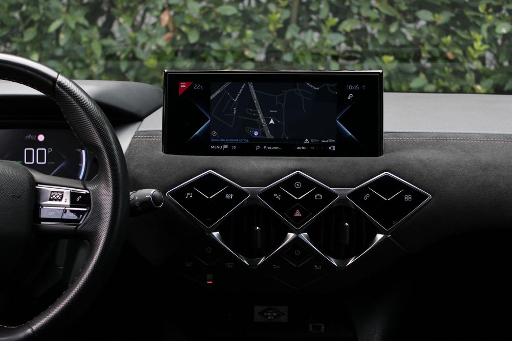 DS DS3 Crossback E-Tense Performance Line