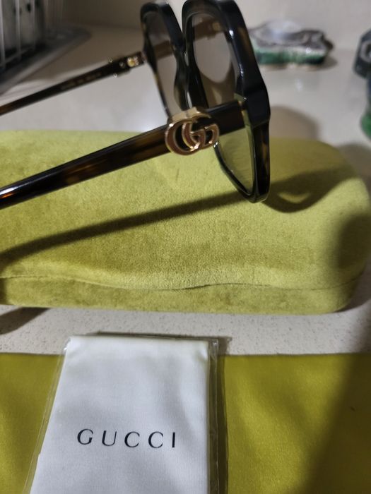 Óculos Gucci castanhos