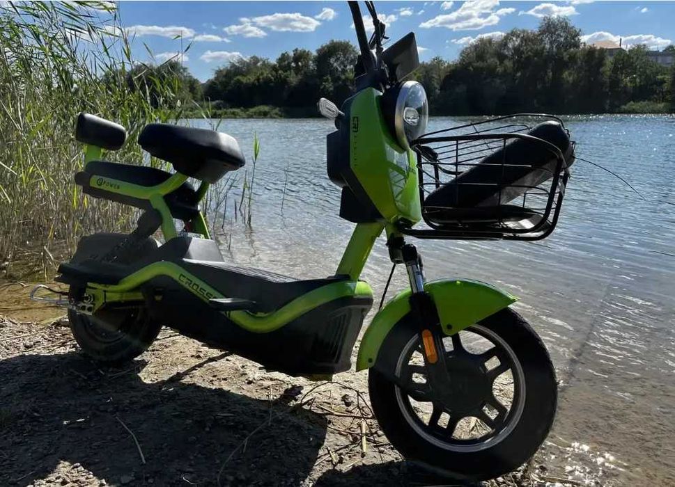 НОВИНКА! Електроскутер Crosser 1000W 72V 20Ah — зручний та надійний .