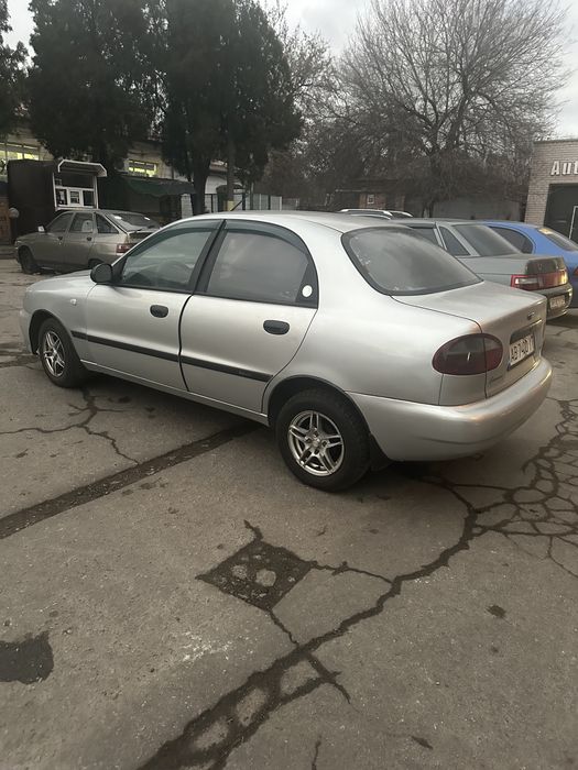 Продам DAEWOO Lanos 1.5 газ/бенз