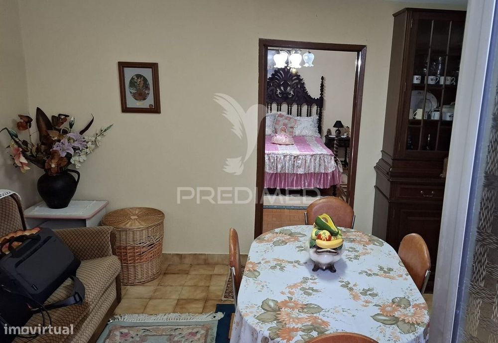 Moradia T1 pronta a Habitar com Terreno, Santos, Santarém.