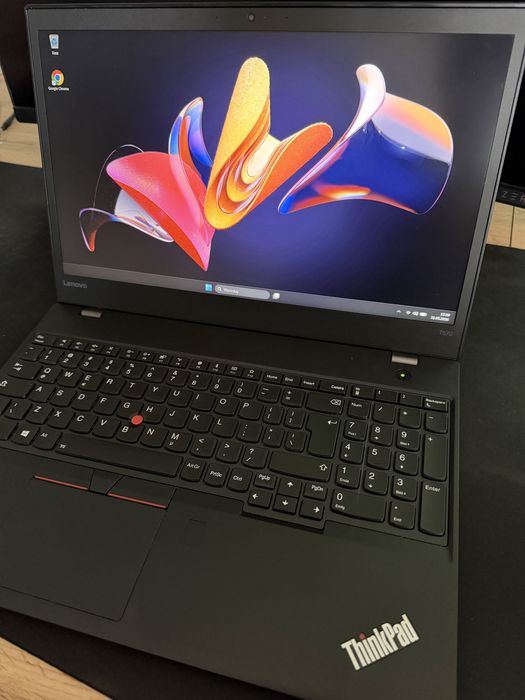 Lenovo ThinkPad T570 i7-7600U 32GB RAM 480GB SSD FHD IPS