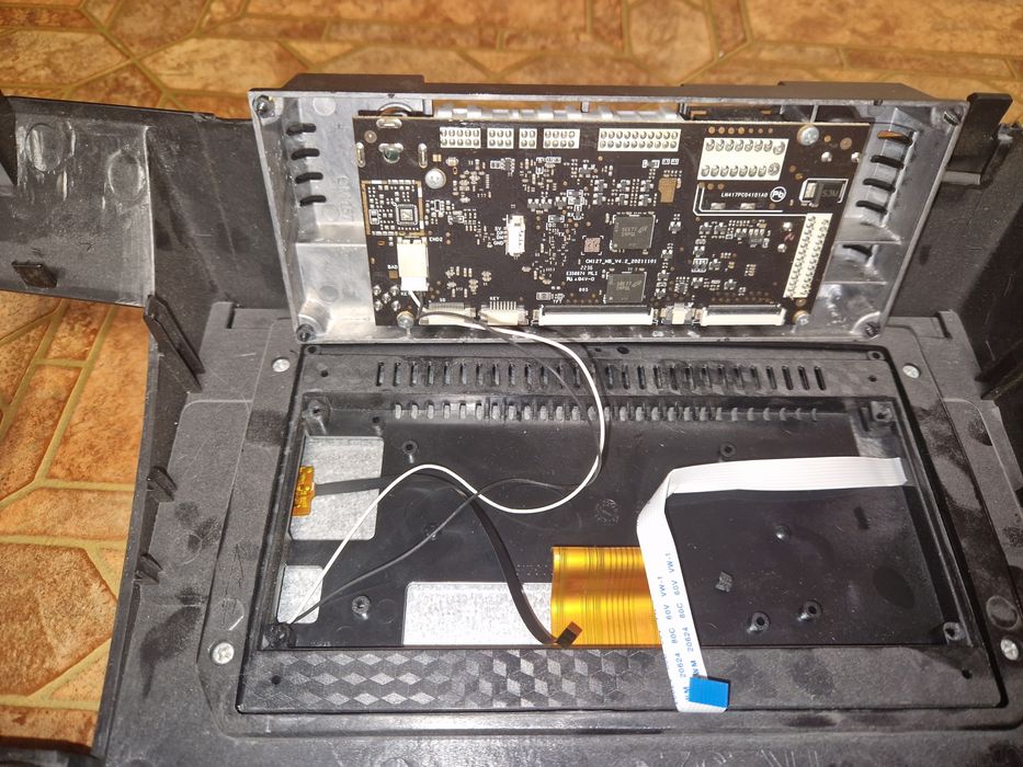 Андроид планшет 10 для авто 4/32 /8 ядер