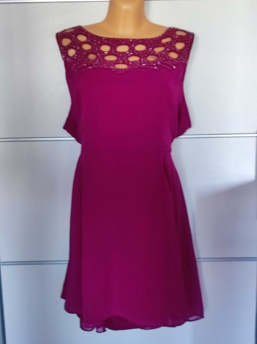 Rise r 54 wyjściowa sukienka plus size ładny krój
