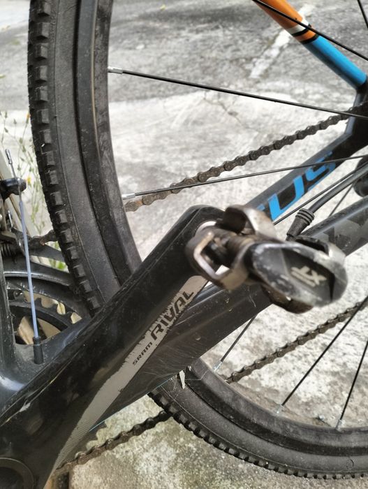 Bicicleta Focus Marés em Carbono(Gravel)