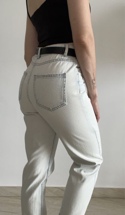 Jasnoniebieskie mom jeans Primark r. 36