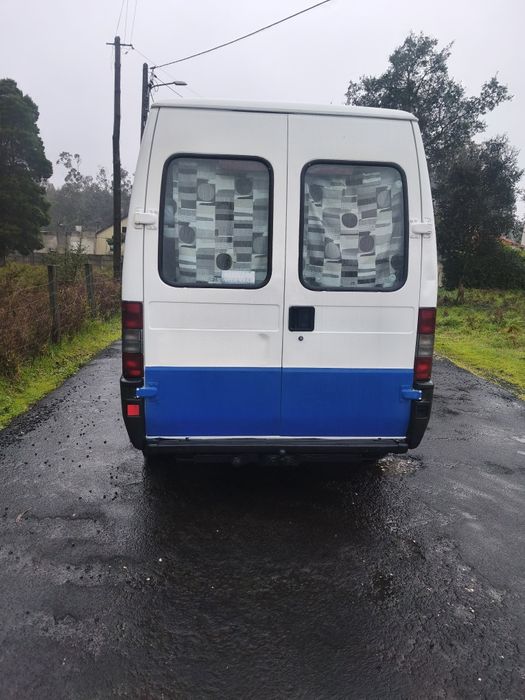 Citroen jumper 2.8 ( especial dormitório) 4 lugares sentados e 2 camas