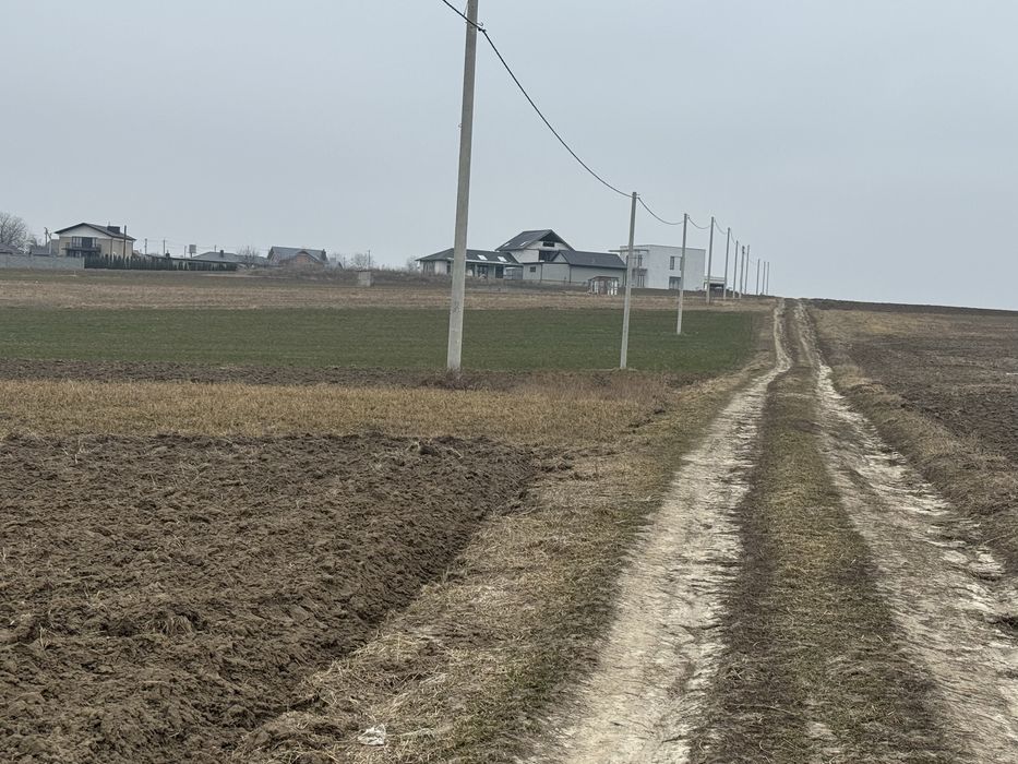 Продам земельну ділянку під забудову