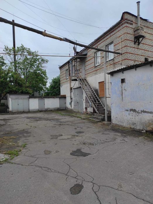 Оренда приміщень вільного призначення від 15 до 3000 м², Центр