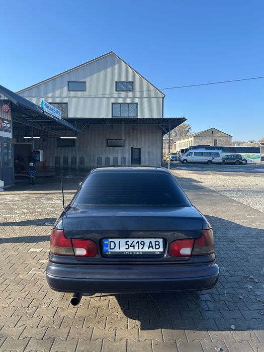 Hyundai Lantra 1993