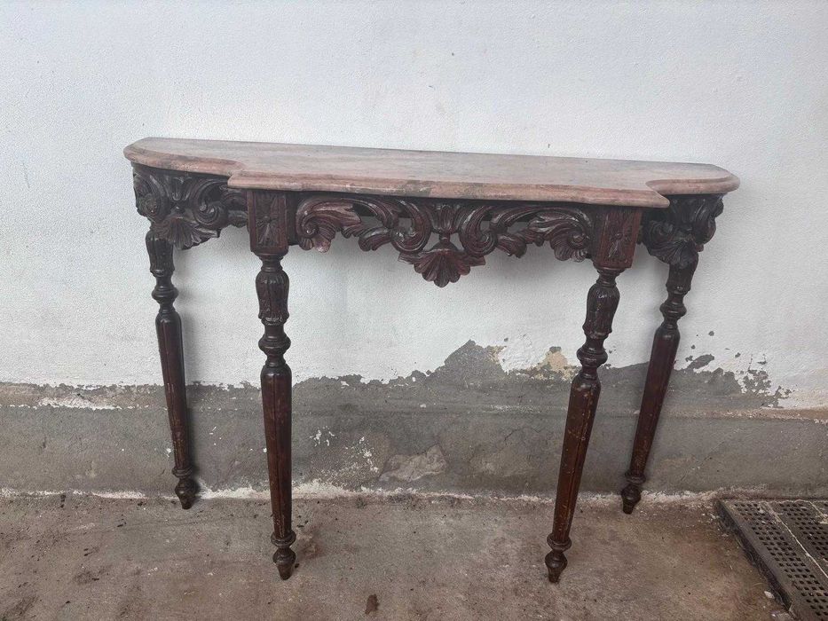 Móvel de entrada com pedra marmore