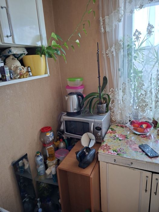 • Продаж 1 кімнатної малосімейки