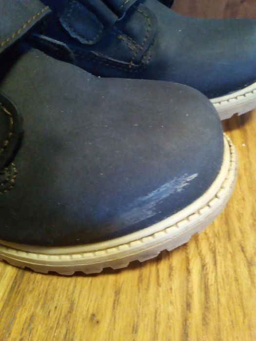 Продам отличные ботиночки на мальчика