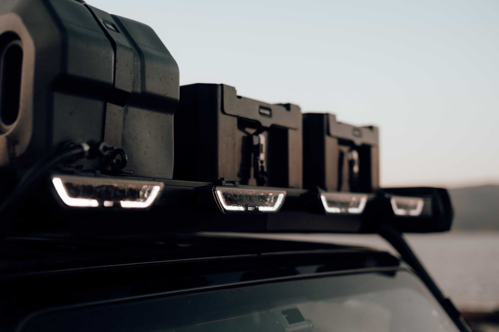 Panel LED OZZ P9″ czarny Oświetlenie Motocykle Quady Ciężarówki Pick-Up 4x4