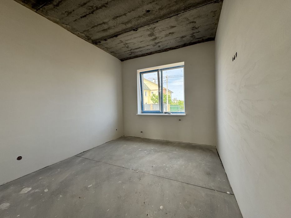 Продаж будинку в чудовій локаціі