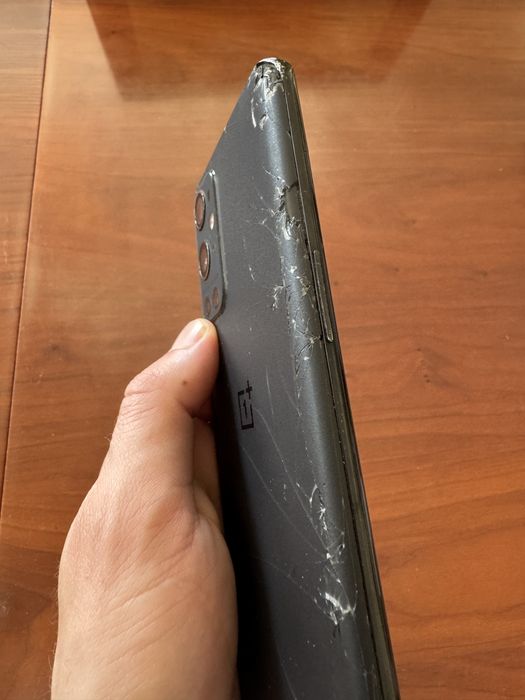 OnePlus 9 Pro  – Funcional - Partido– Ideal para Reparação ou Peças