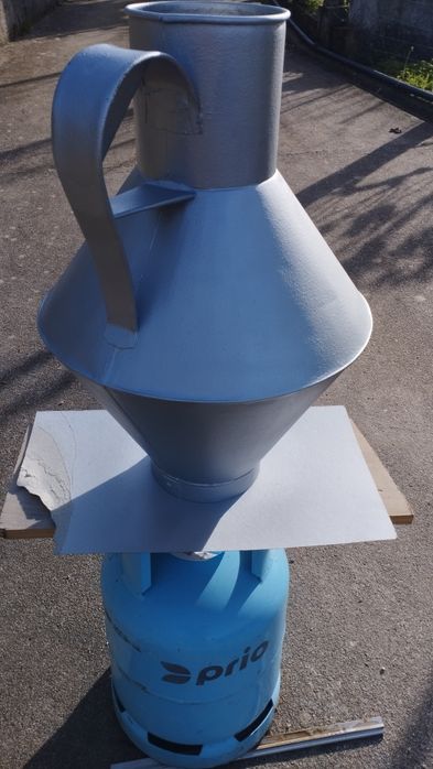 Cântaro antigo mas restaurado é de um almude