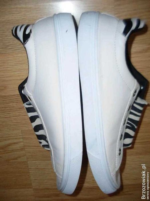 trampki sneakersy kremowe 39