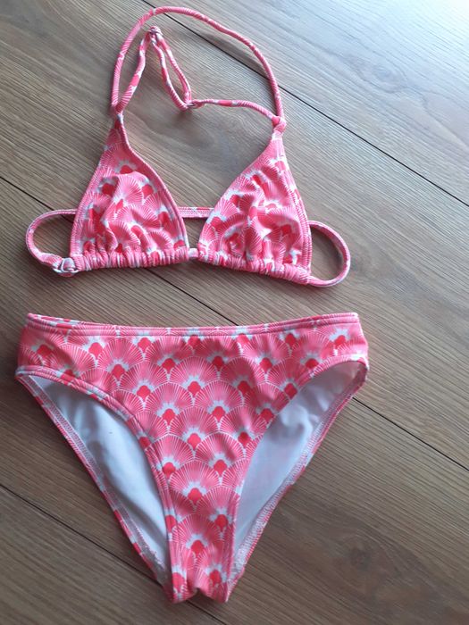 Stroj kąpielowy 128