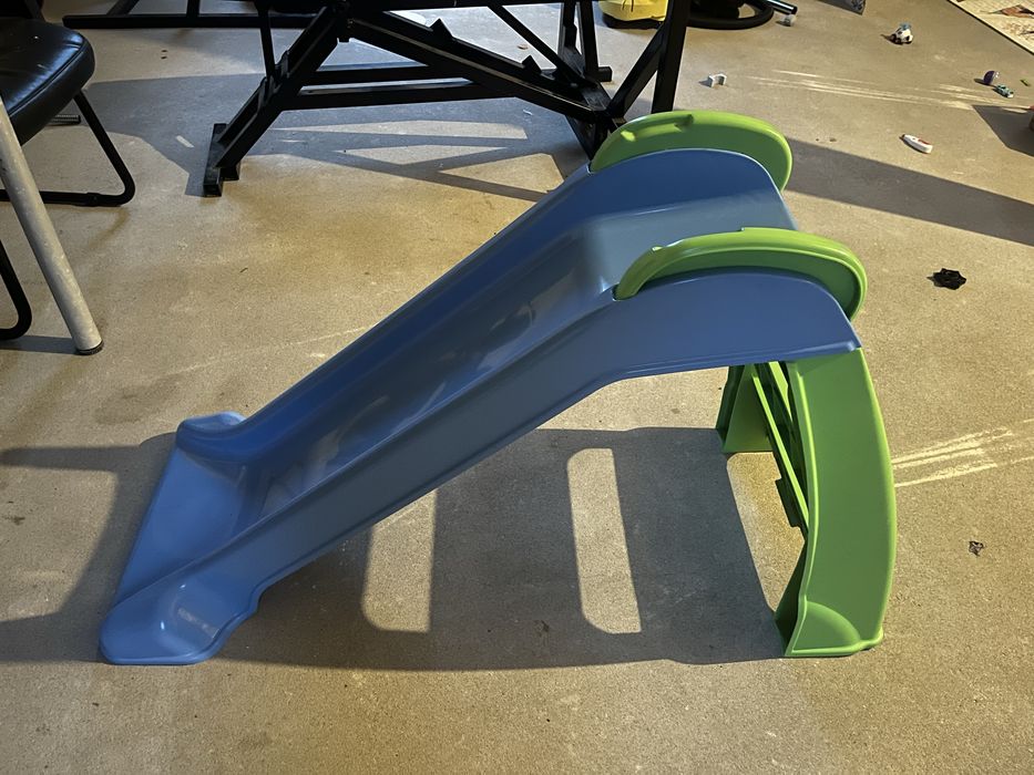 Sprzedam zjeżdzalnie dla dzisci