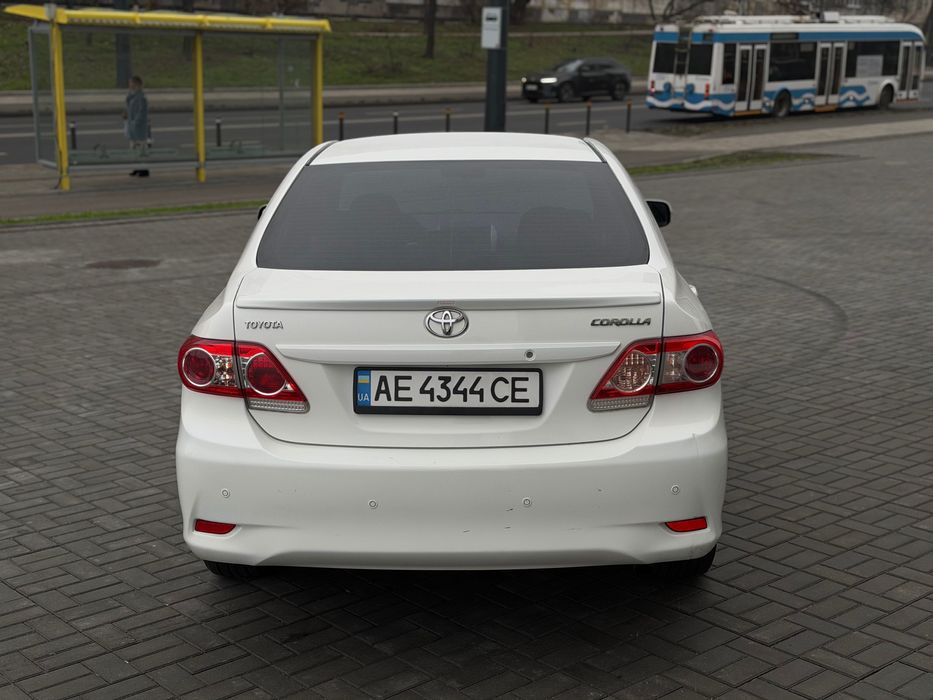 Toyota Corolla 2011р.в (рестайлинг) 1.6 автомат