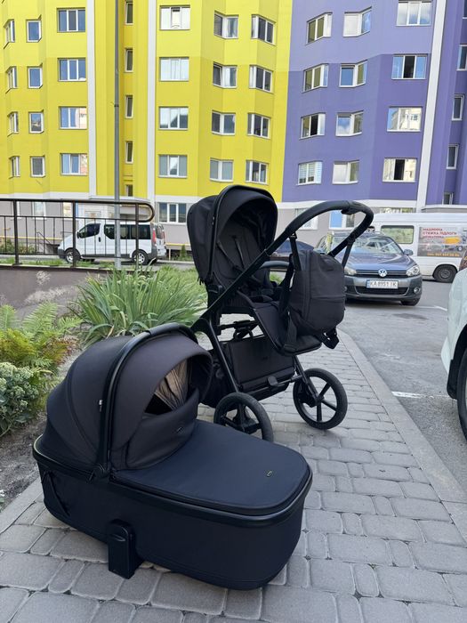 Carrello Vector 2025 CRL-6550 Чорний колір, легка дитяча коляска 2в1 з регулюванням висоти люльки та прогулянкового сидіння • Magnet Black