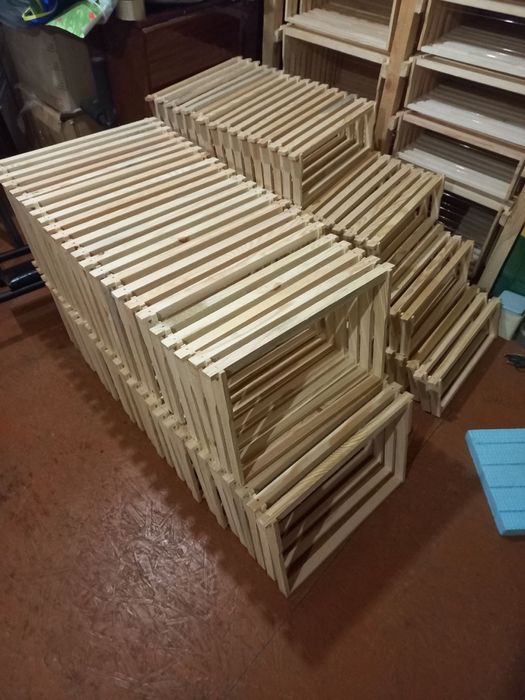 Рамки для вуликів 300 та 145