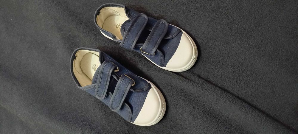 Продам дитячі кеди