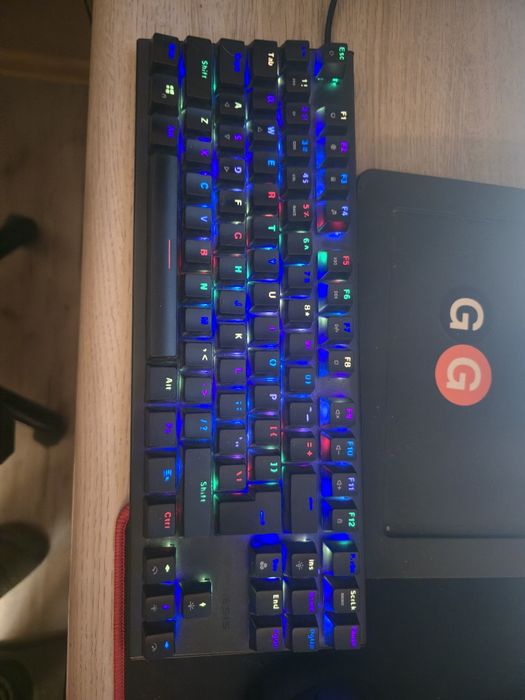 Genesis Thor 303 TKL – mechaniczna klawiatura gamingowa