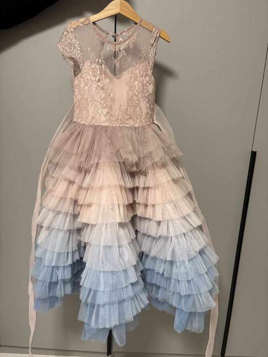 Сукня пишна р.128