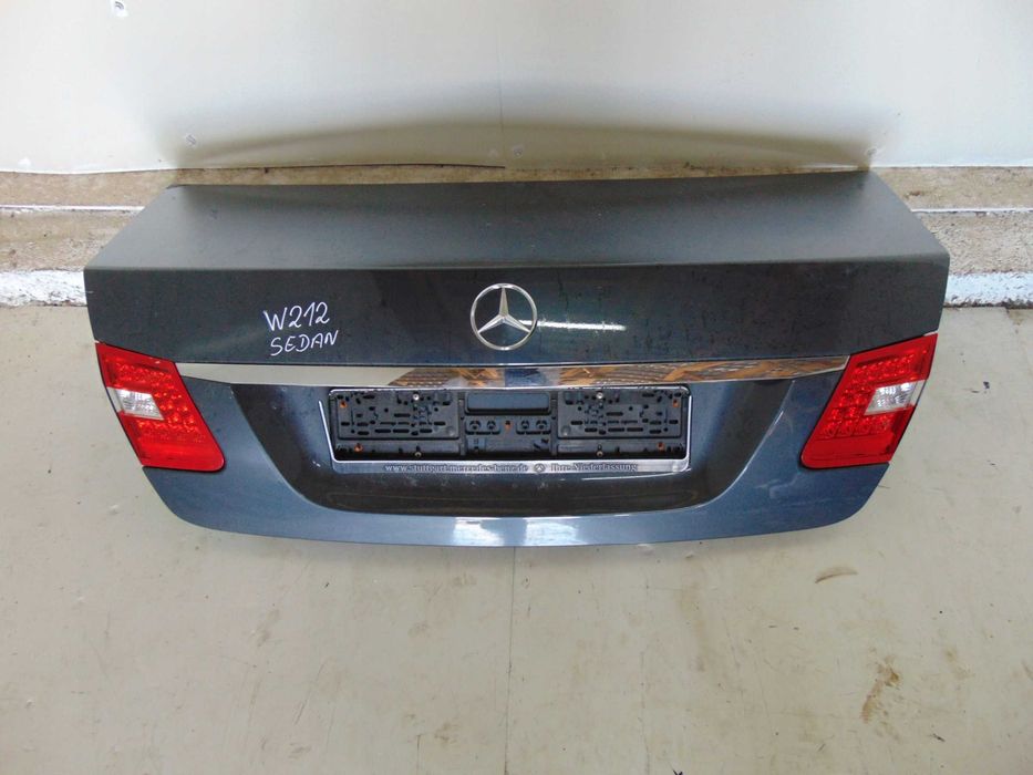 Mercedes E-CLASS W212 Кришка багажника