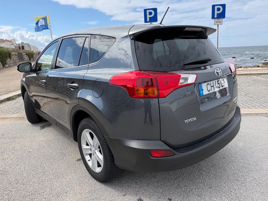 Toyota RAV4 2.2 D-4D 150cv 4x4 versão Lounge