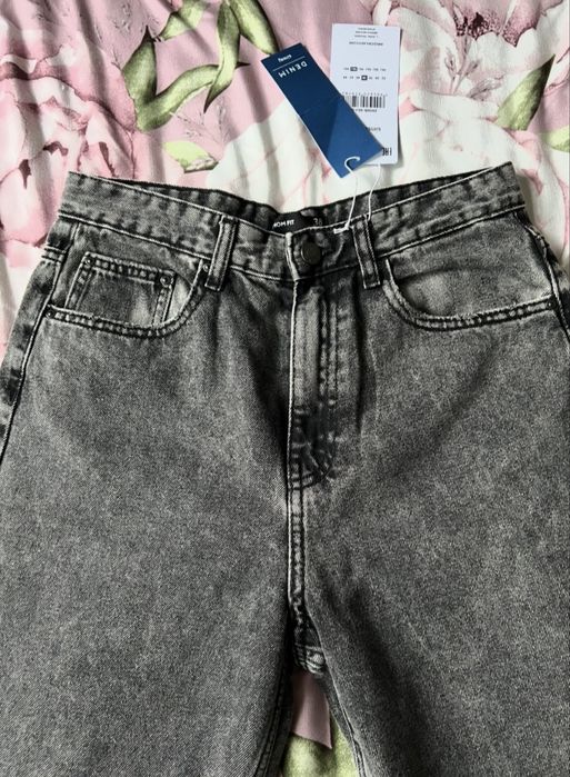Nowe jeansy Mom Fit Sinsay r. 38