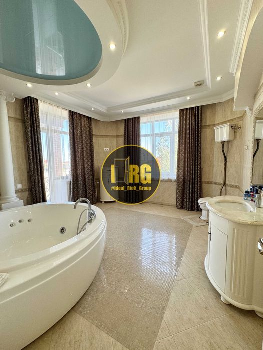 БЕЗ%, Дом 572м², 20 соток, 6 комнат, ул. Пролесковая, Белогородка