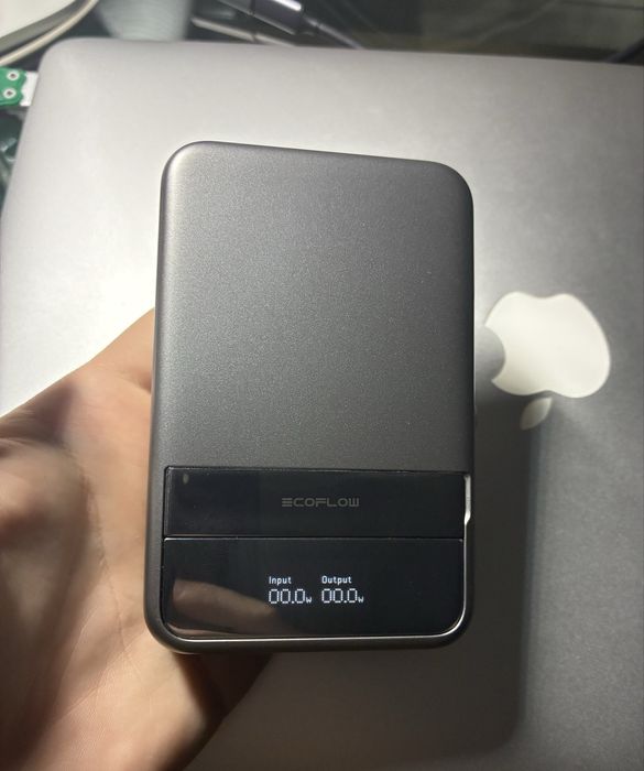 Павербанк від EcoFlow  RAPID Magnetic 10000 mAh