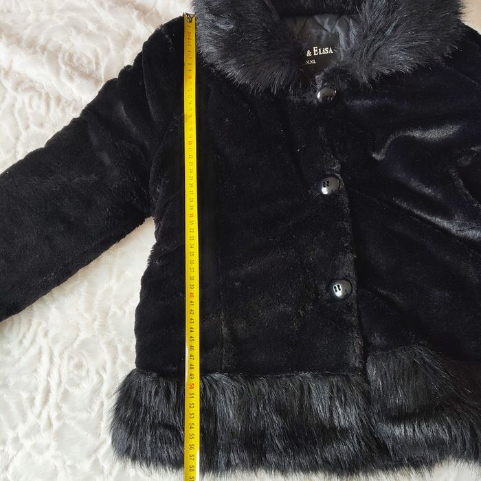 Futerko koloru czarnego