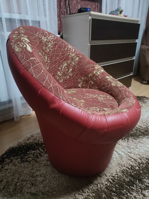 Продам крісло - пуф