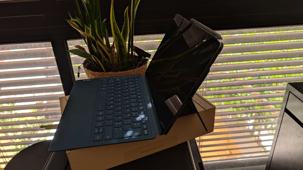 Tablet Lenovo Yoga Tab Plus 12,7' 256GB 16RAM Teclado e Pen Tidal Blue c/caixa e fatura até 2028
