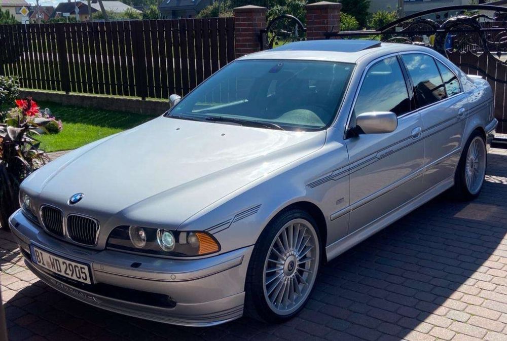 Продаю BMW  3.5 (E39) 2001 р., бензин. Автомобіль у хорошому стані, доглянутий, експлуатувався акуратно. Двигун і коробка працюють справно. Рідкісна версія Alpina, привабливий зовнішній вигляд,