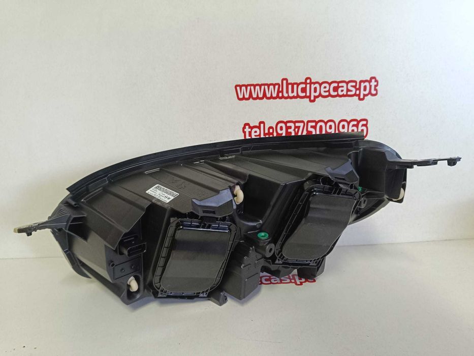 Ótica direita Citroen Jumpy IV