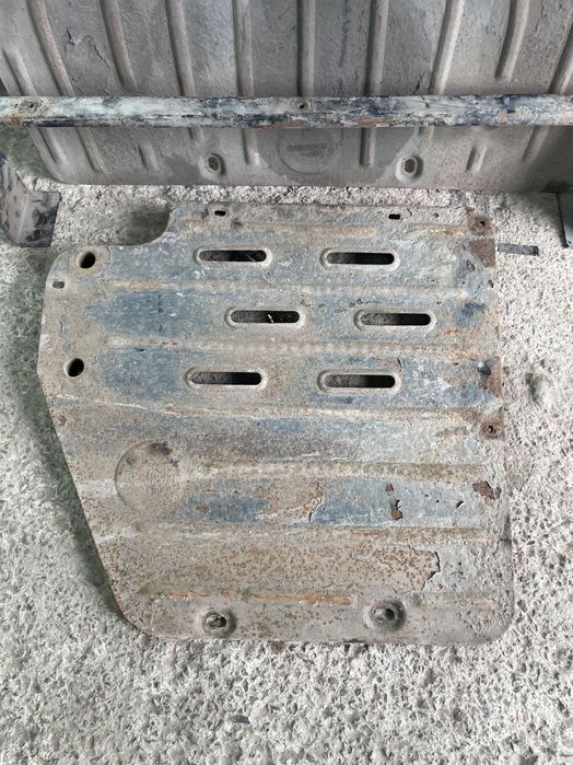 Защита двигателя и КПП BMW E60/E61/E90/E91